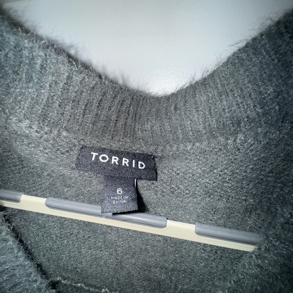 Torrid Dark Gray Crewneck Sweater - Picture 3 of 4